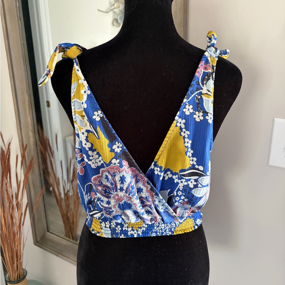 Free People Intimately Weekend In Montauk
Crop Top - Picture 10 of 12